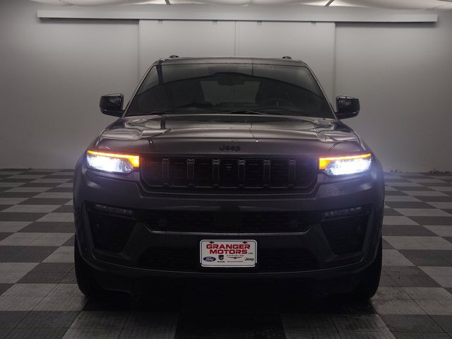 Used 2026 Jeep Grand Cherokee Limited AWD/4WD image 6