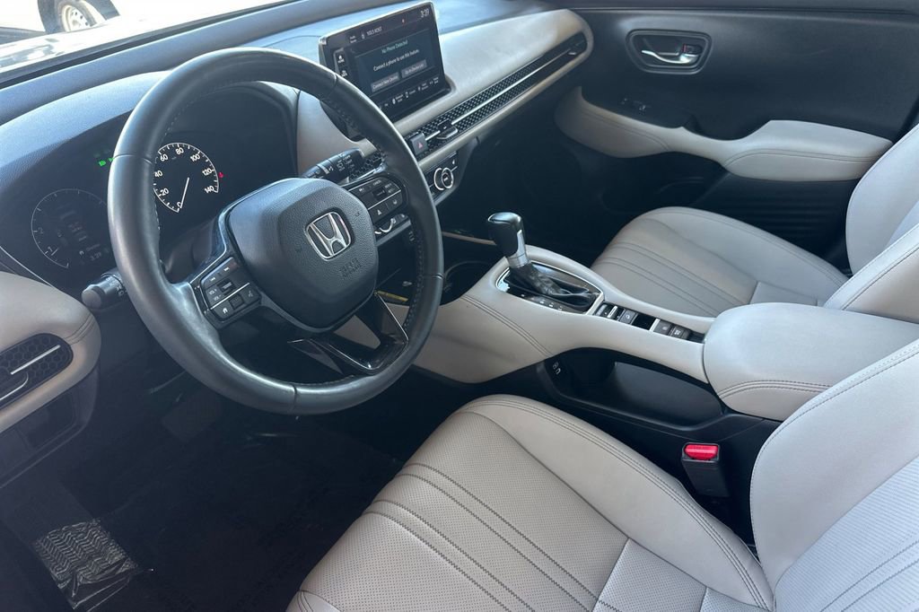 Used 2024 Honda HR-V EX-L image 12
