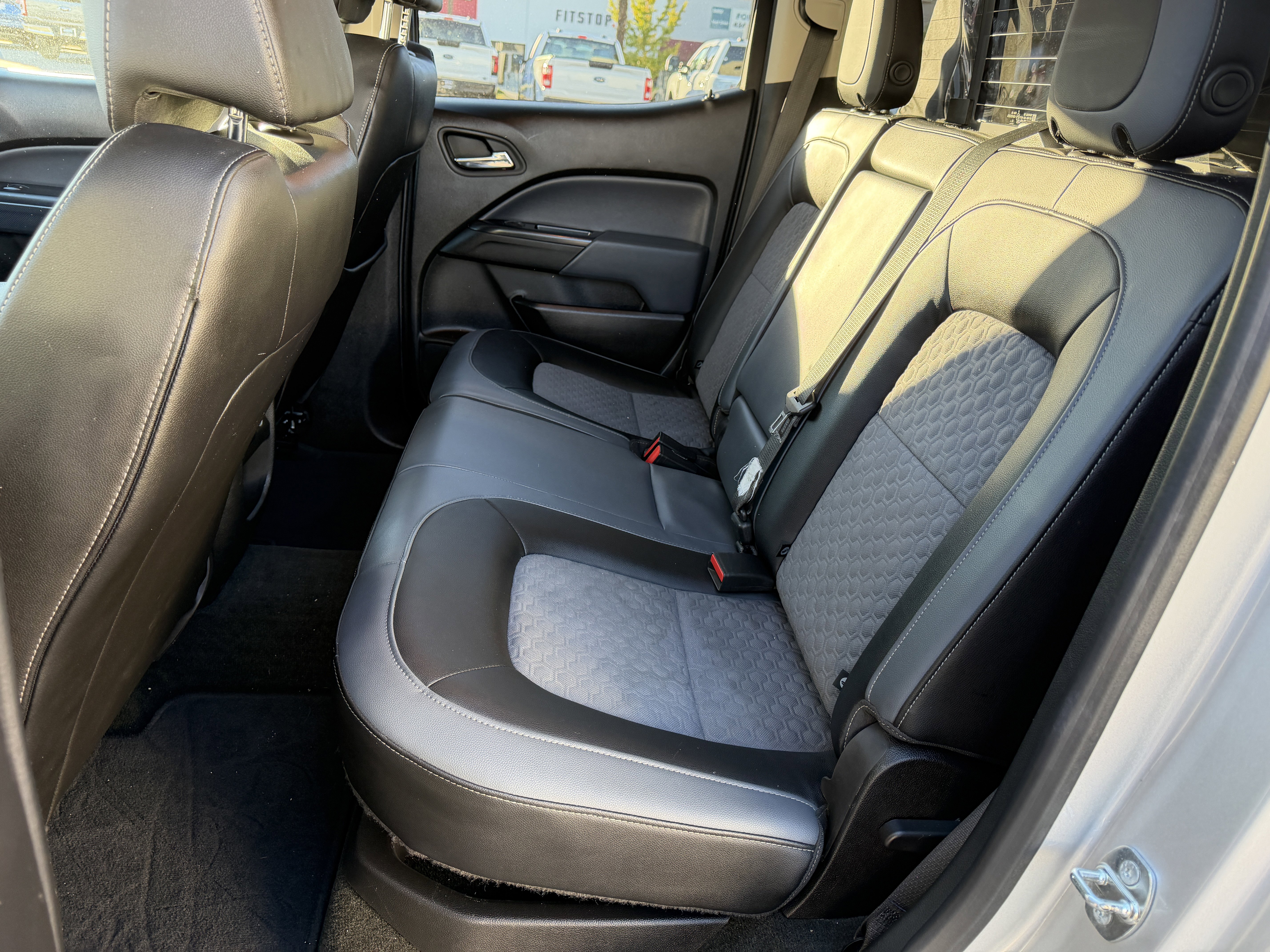 Used 2017 Chevrolet Colorado Z71 image 22