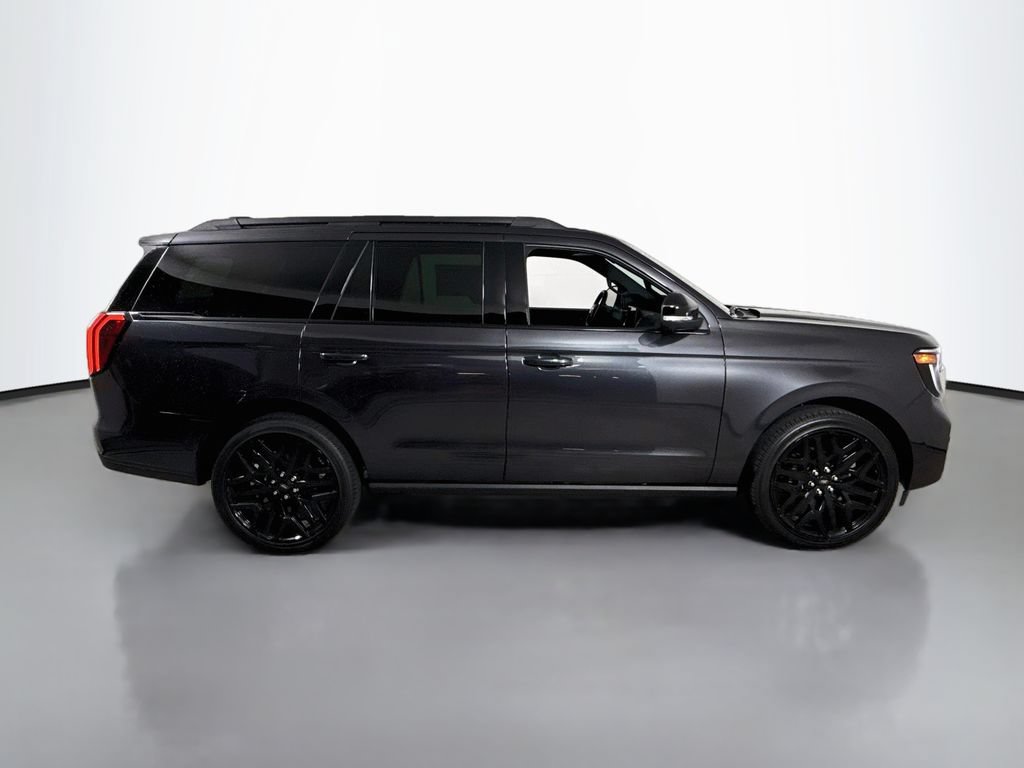 Certified 2026 Ford Expedition Platinum w/ Stealth Performance Package AWD/4WD image 8