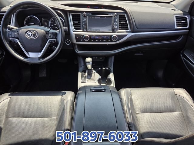 Used 2017 Toyota Highlander Limited FWD image 12