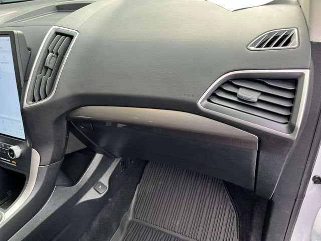 Certified 2024 Ford Edge SEL w/ Convenience Package AWD/4WD image 40
