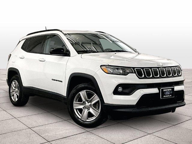Used 2022 Jeep Compass Latitude AWD/4WD image 2