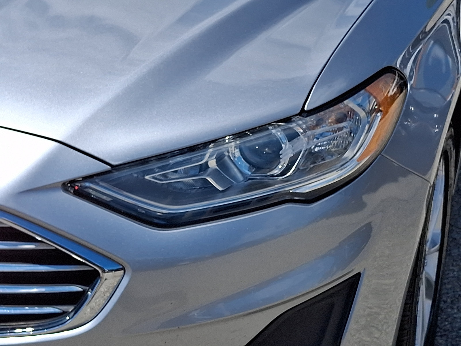 Certified 2020 Ford Fusion SE FWD image 12