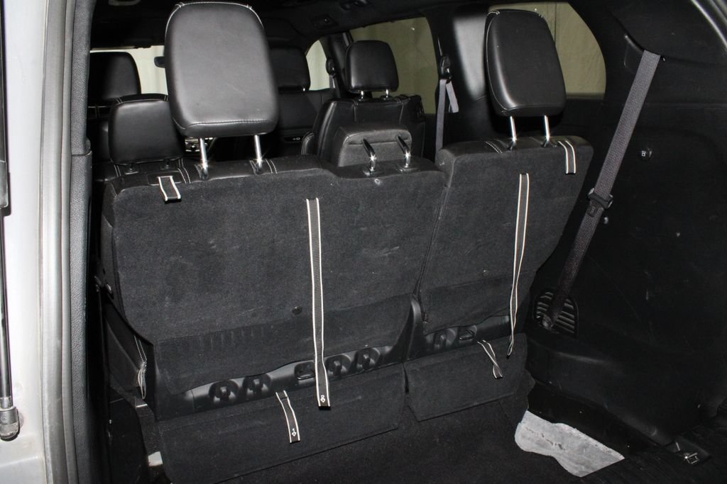 Used 2025 Chrysler Pacifica Select FWD image 18
