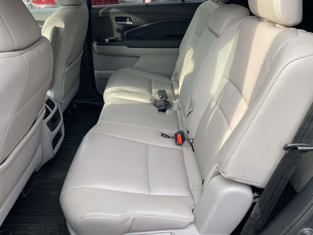 Used 2020 Honda Pilot EX-L image 11