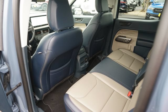 Certified 2025 Ford Maverick Lariat w/ 4K Tow Package AWD/4WD image 12