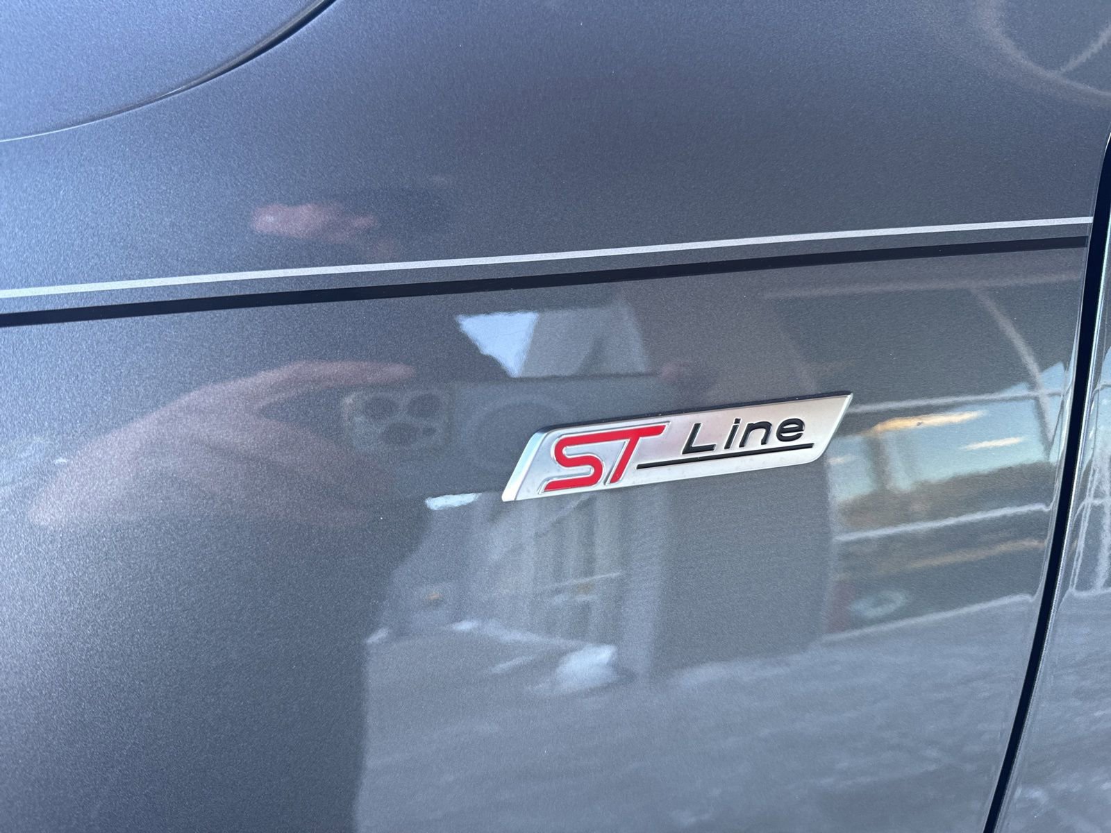 Certified 2024 Ford Escape ST-Line w/ Tech Pack #1 image 15