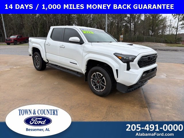 Used 2024 Toyota Tacoma TRD Sport w/ TRD Sport Upgrade Package image 7