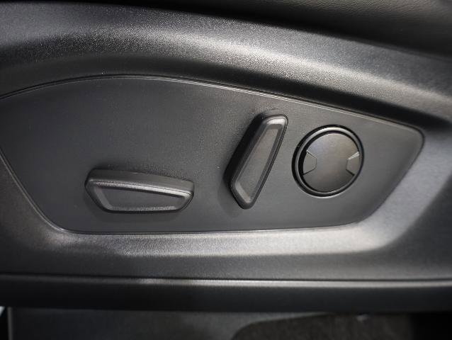 Certified 2023 Ford Explorer XLT w/ Equipment Group 202A AWD/4WD image 23