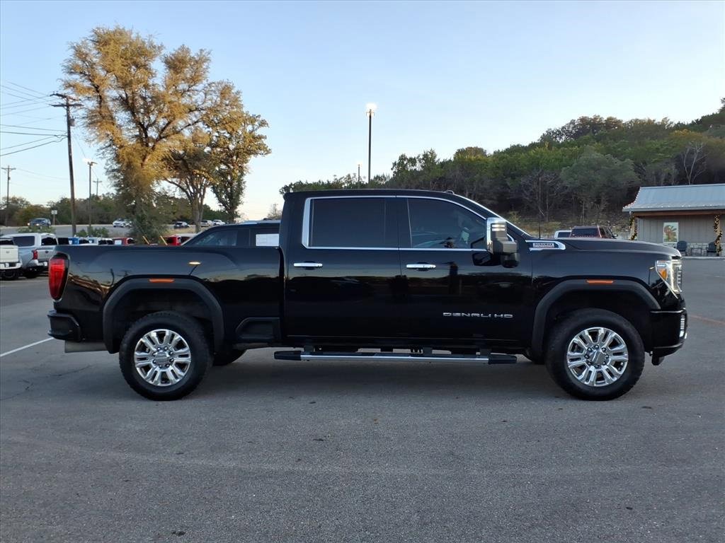 Used 2022 GMC Sierra 3500 Denali w/ Denali Ultimate Package image 4