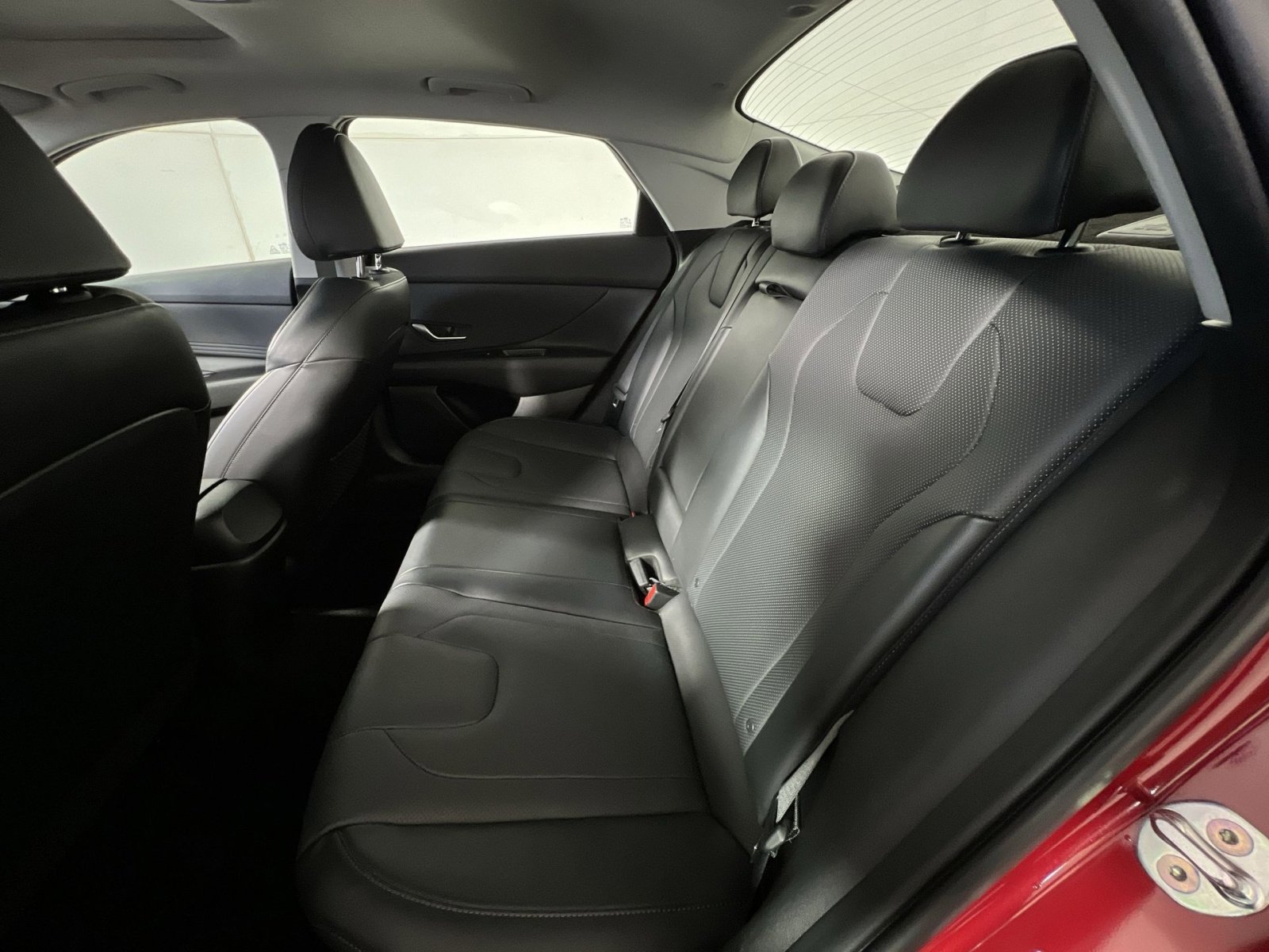 Used 2023 Hyundai Elantra Limited w/ Cargo Package image 25