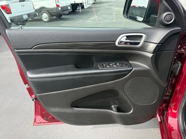 Used 2021 Jeep Grand Cherokee Laredo X image 14