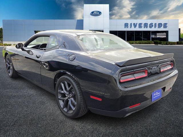 Used 2023 Dodge Challenger R/T w/ Blacktop Package image 4