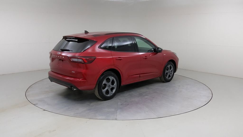 Certified 2024 Ford Escape ST-Line w/ Equipment Group 301A image 13