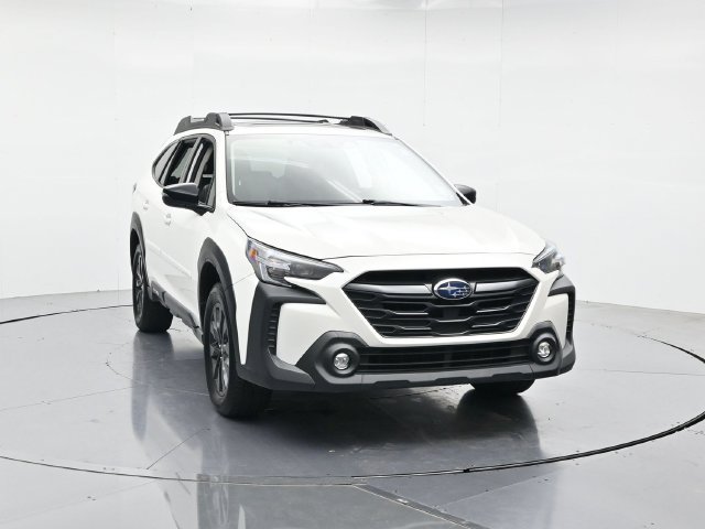 Used 2025 Subaru Outback Onyx Edition XT AWD/4WD image 4
