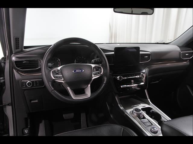 Certified 2023 Ford Explorer Limited w/ Equipment Group 301A AWD/4WD image 7