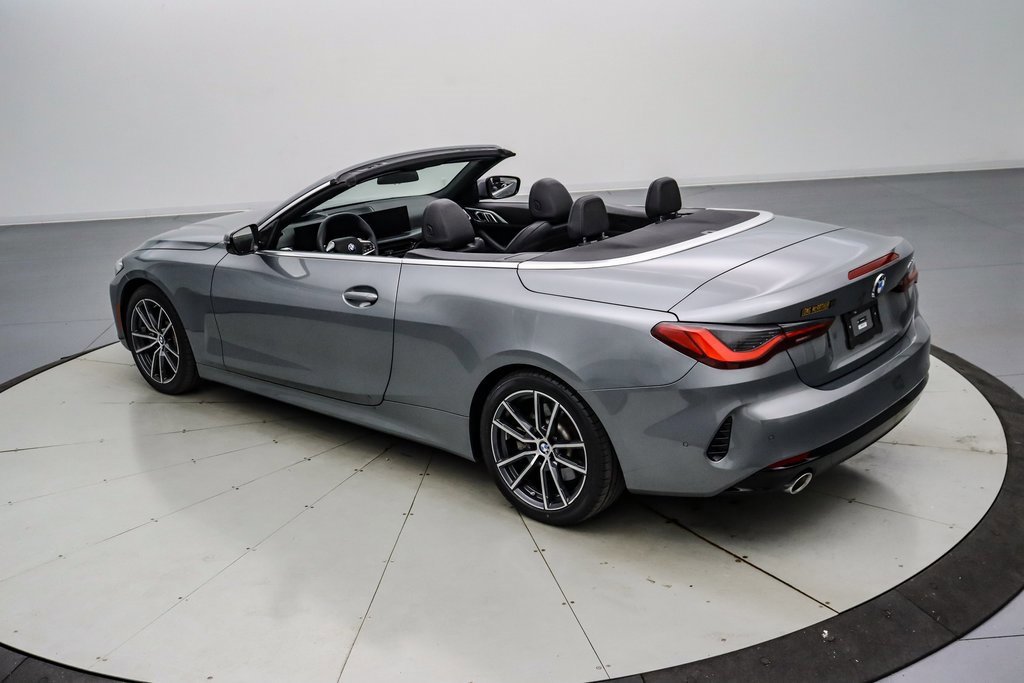 Used 2025 BMW 430i Convertible w/ Premium Package image 4