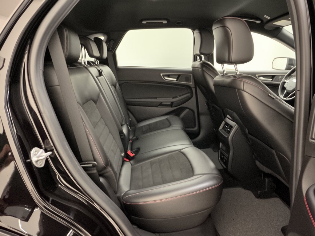 Certified 2023 Ford Edge ST-Line AWD/4WD image 29