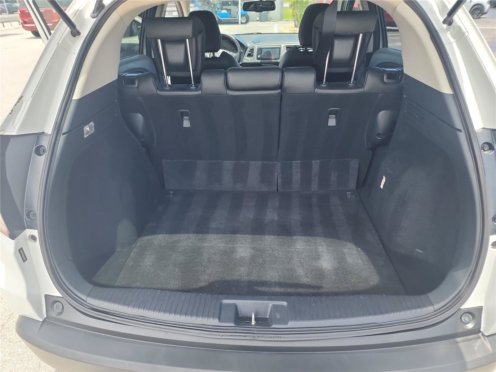 Used 2019 Honda HR-V EX-L image 18