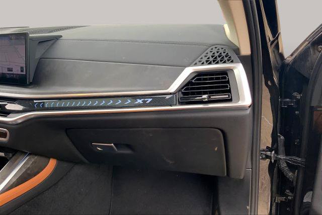 Used 2024 BMW X7 xDrive40i AWD/4WD image 19
