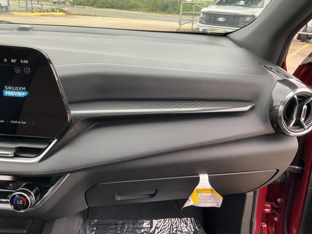 Used 2025 Chevrolet Equinox ACTIV w/ Safety and Technology Package FWD image 20