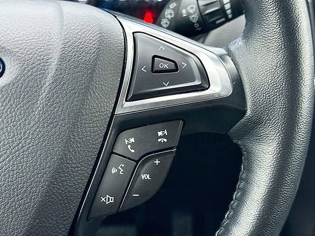 Certified 2024 Ford Edge Titanium image 43