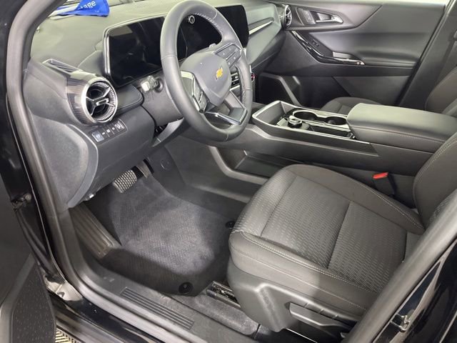 Used 2026 Chevrolet Equinox LT AWD/4WD image 14