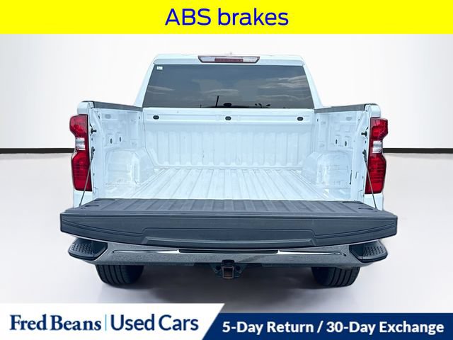 Used 2023 Chevrolet Silverado 1500 LT AWD/4WD image 32