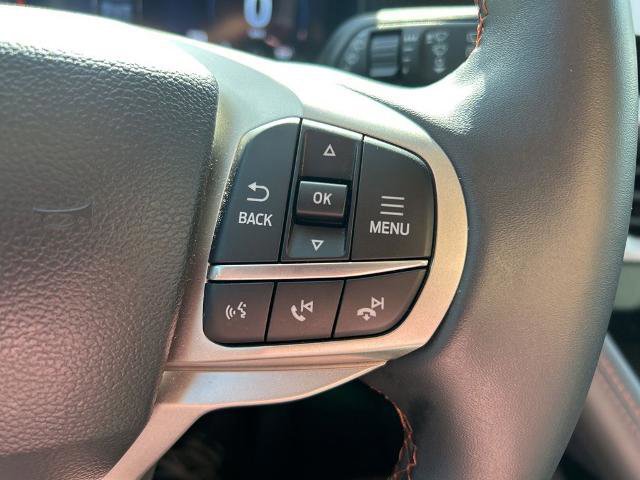 Certified 2025 Ford Explorer Active RWD image 26
