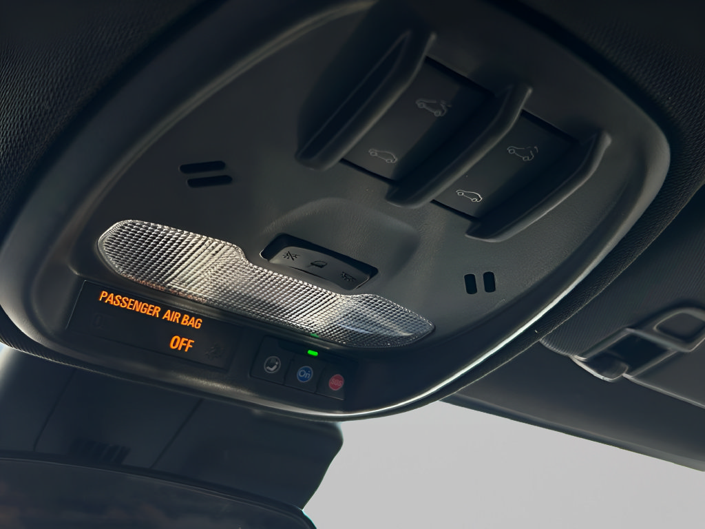 Used 2025 Buick Envista Sport Touring w/ Convenience I Package FWD image 26
