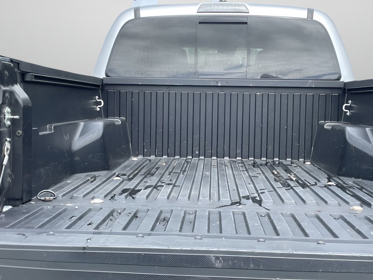 Used 2023 Toyota Tacoma SR5 RWD image 14