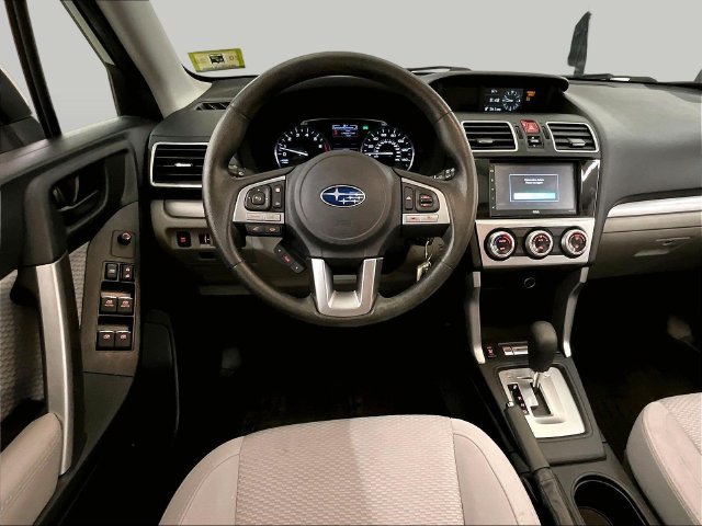 Used 2017 Subaru Forester 2.5i Premium AWD/4WD image 5