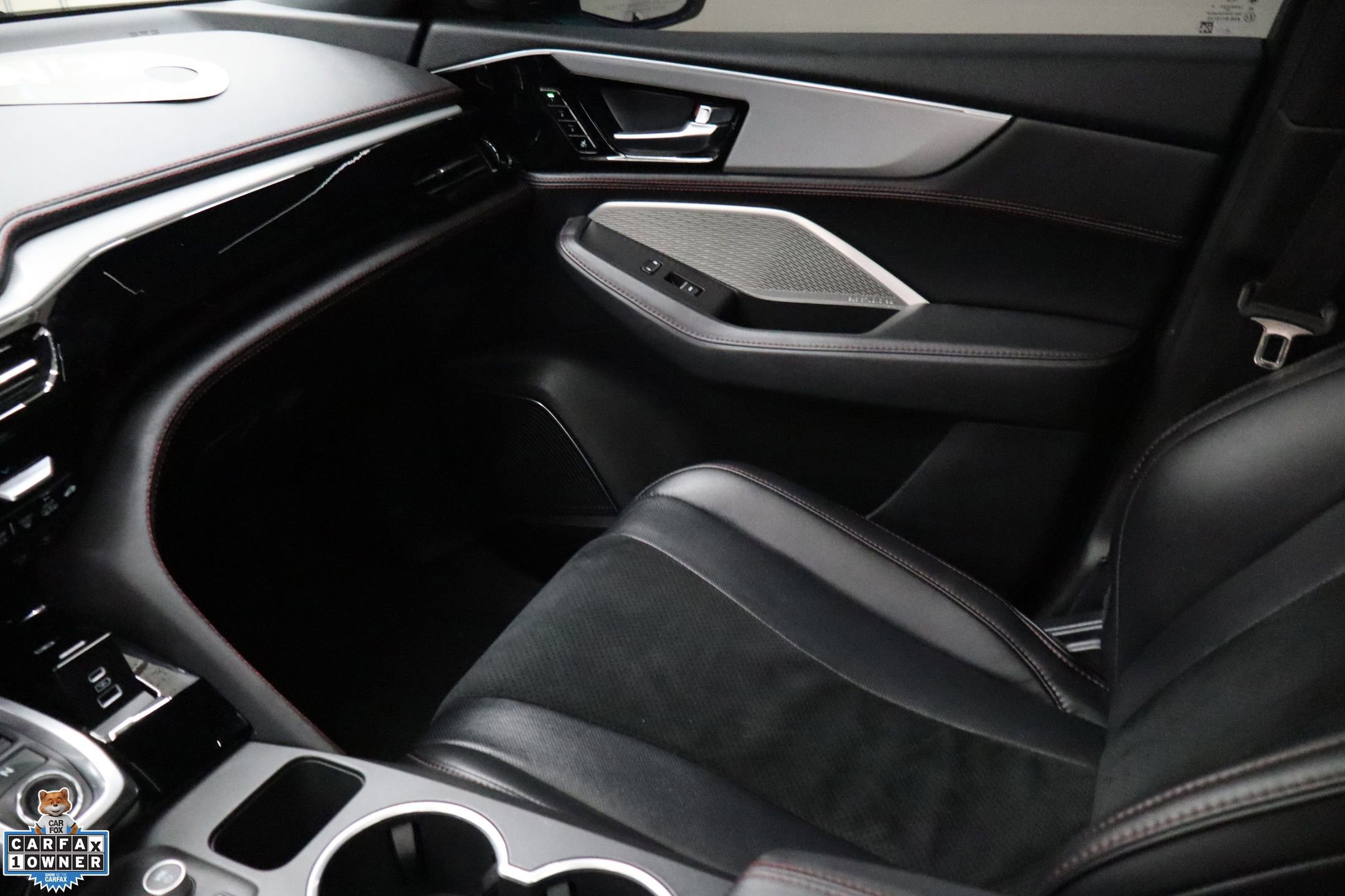 Used 2024 Acura MDX A-Spec image 30