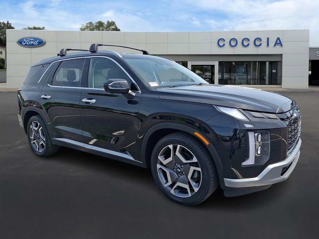 Used 2023 Hyundai Palisade Limited AWD/4WD image 3