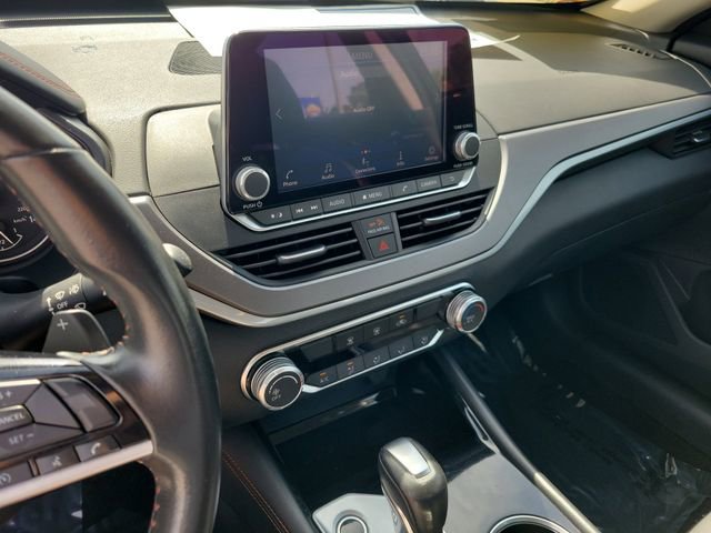 Used 2024 Nissan Altima 2.5 SR FWD image 28