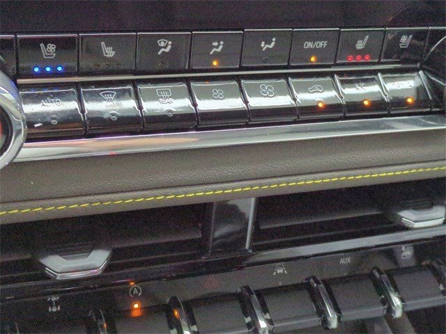 Used 2023 Chevrolet Colorado ZR2 w/ ZR2 Convenience Package III image 23