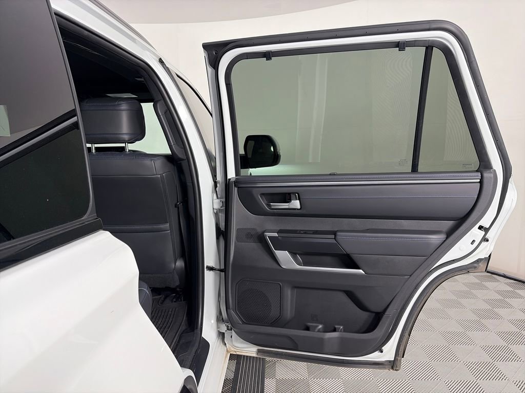 Used 2024 Toyota Sequoia Platinum AWD/4WD image 25