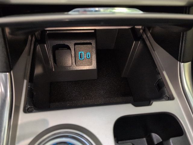 Certified 2021 Ford Explorer XLT image 23