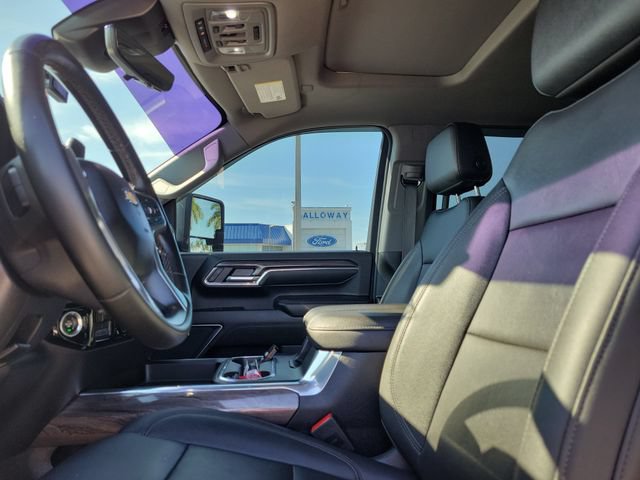 Used 2024 Chevrolet Silverado 2500 LTZ w/ LTZ Premium Package AWD/4WD image 29