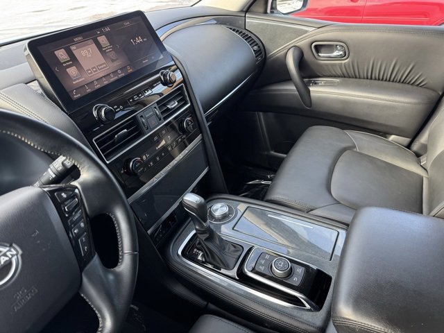 Used 2021 Nissan Armada SV w/ SV Appearance Package image 23