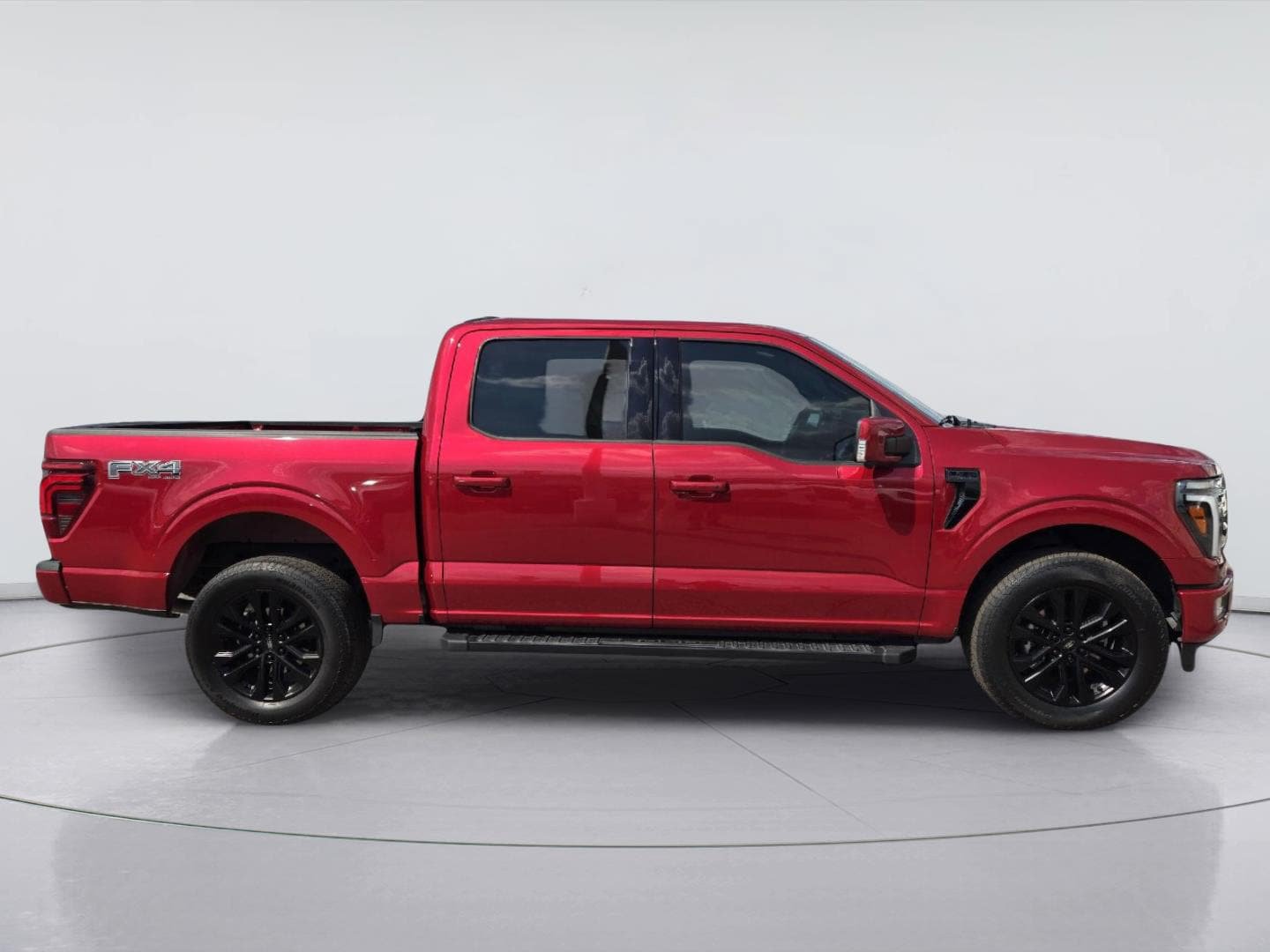 Certified 2024 Ford F150 Lariat w/ FX4 Off-Road Package AWD/4WD image 4