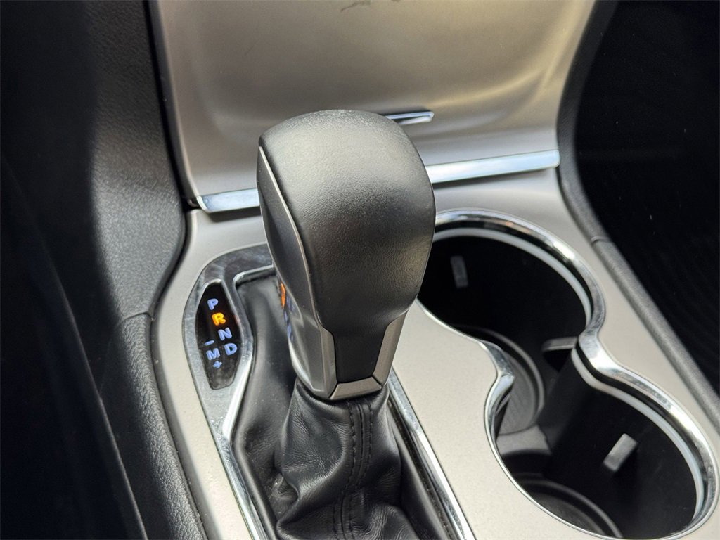 Used 2018 Jeep Grand Cherokee Altitude image 15