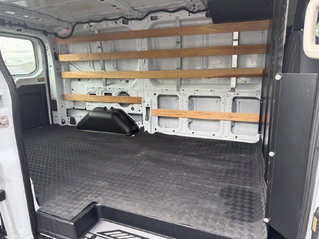 Certified 2025 Ford Transit 250 Low Roof w/ Exterior Upgrade Package RWD image 5