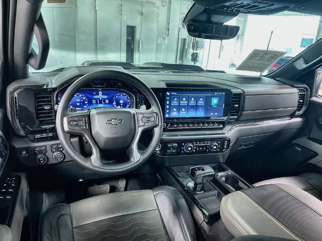 Used 2023 Chevrolet Silverado 1500 ZR2 w/ Technology Package AWD/4WD image 18