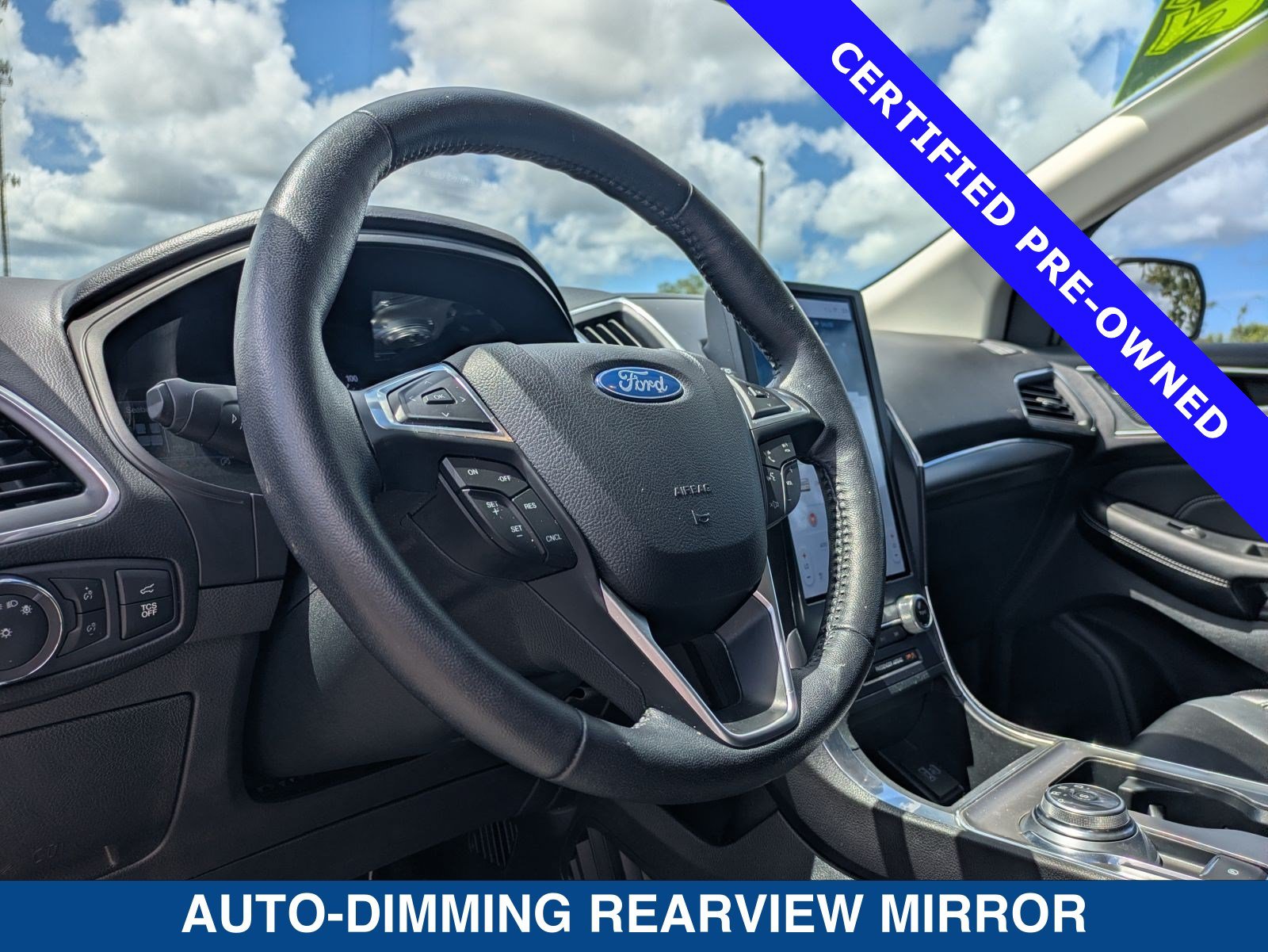 Certified 2022 Ford Edge Titanium AWD/4WD image 30