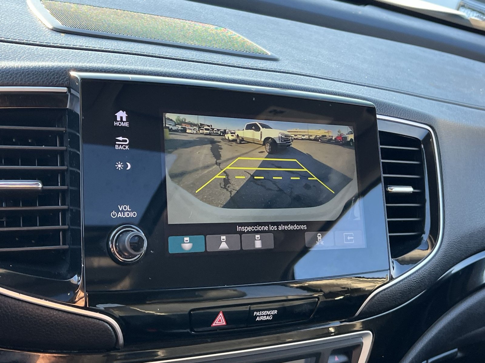Used 2019 Honda Pilot Touring image 19