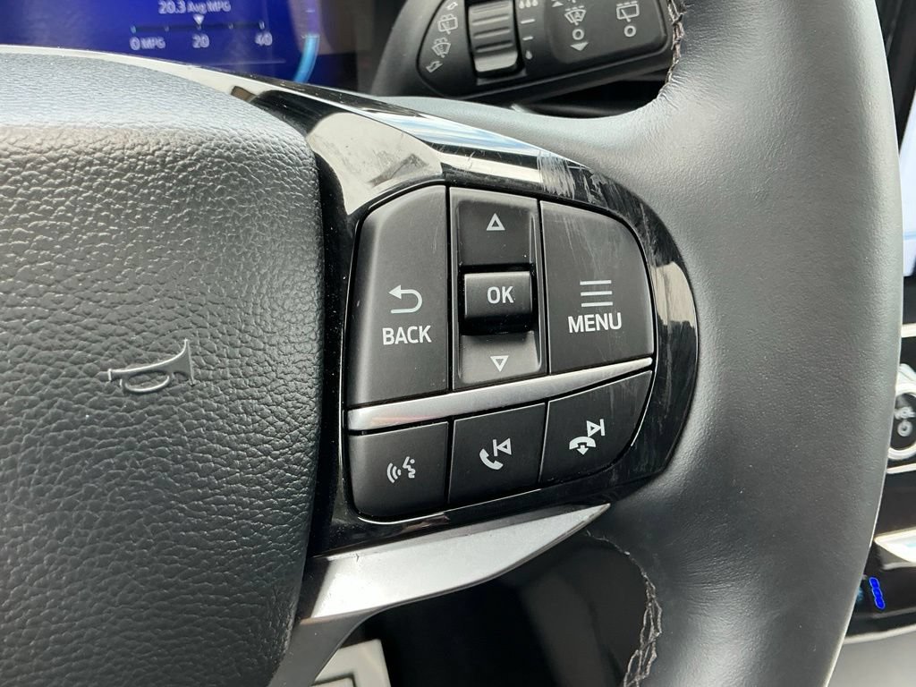 Certified 2023 Ford Explorer Platinum w/ Technology Package AWD/4WD image 41
