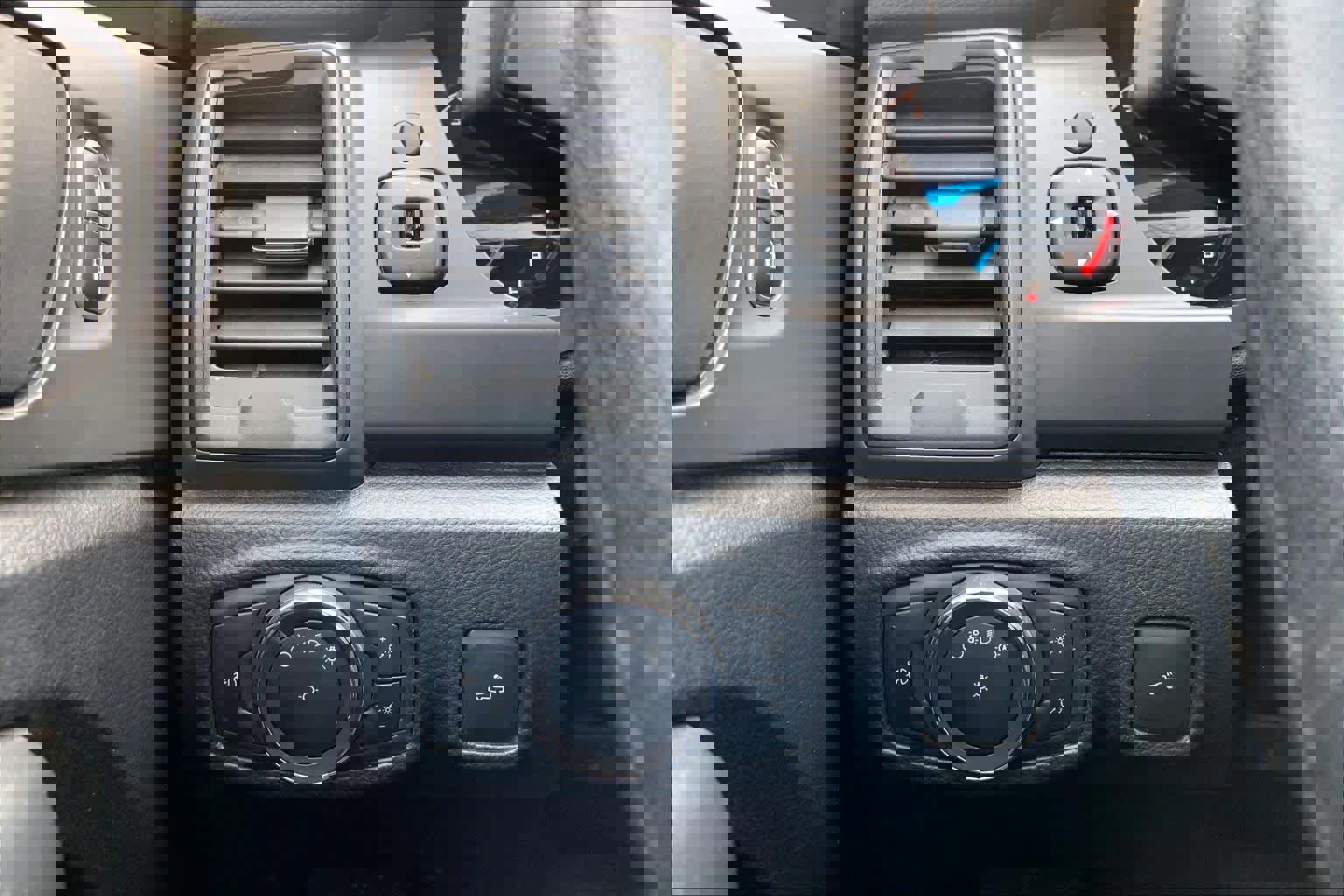 Certified 2019 Ford Ranger XL w/ Equipment Group 101A Mid image 36