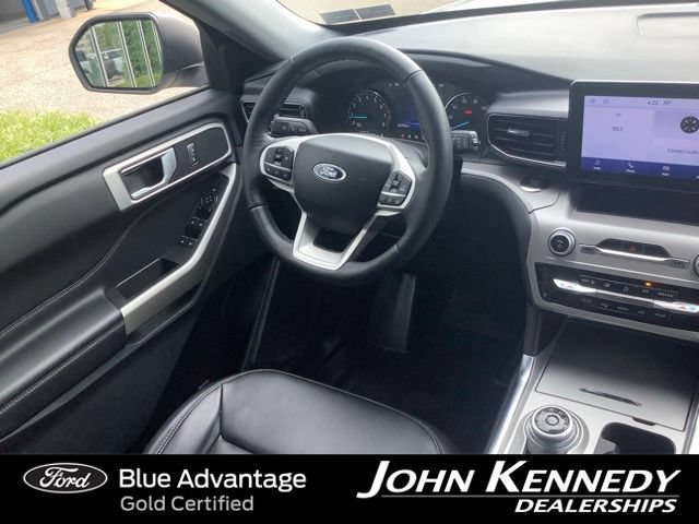 Certified 2023 Ford Explorer XLT w/ Equipment Group 202A AWD/4WD image 16